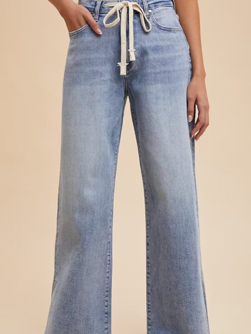 Wide-Leg Slit Hem Self-Tie Jeans